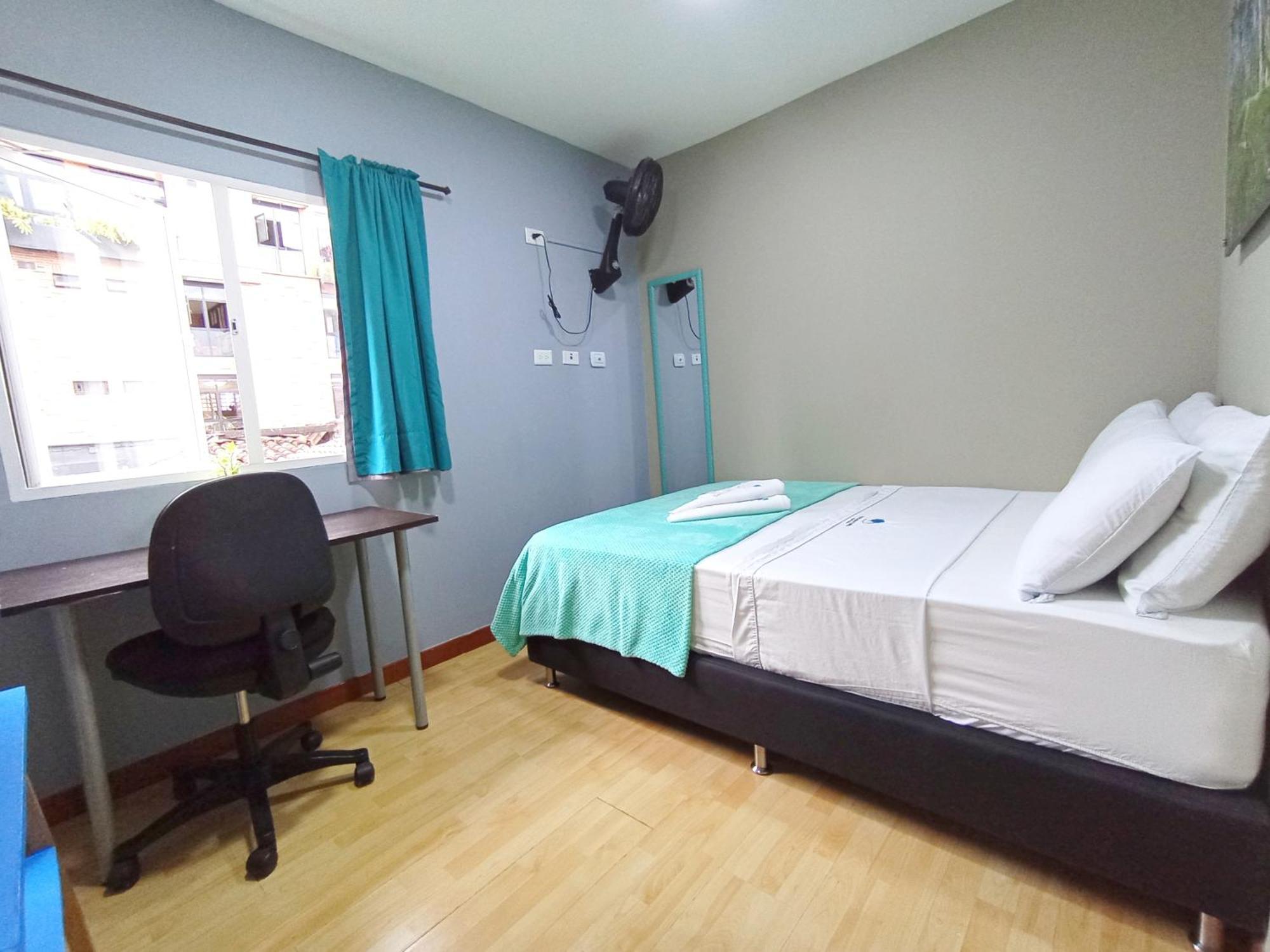 Poblado Park Guest House ميديلين المظهر الخارجي الصورة
