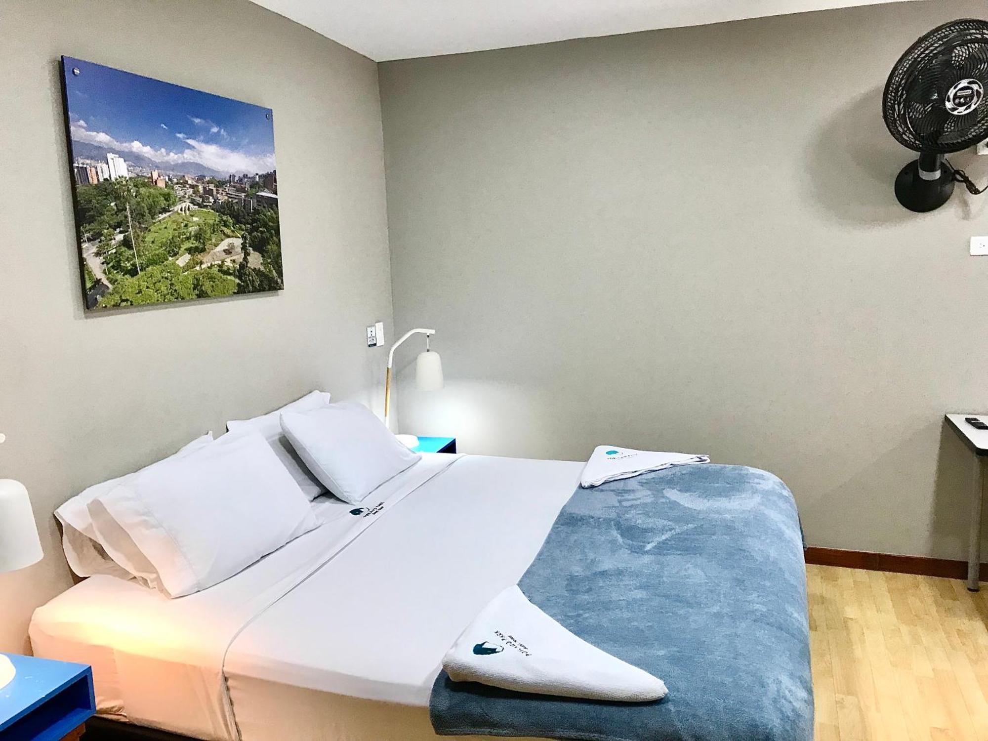 Poblado Park Guest House ميديلين المظهر الخارجي الصورة