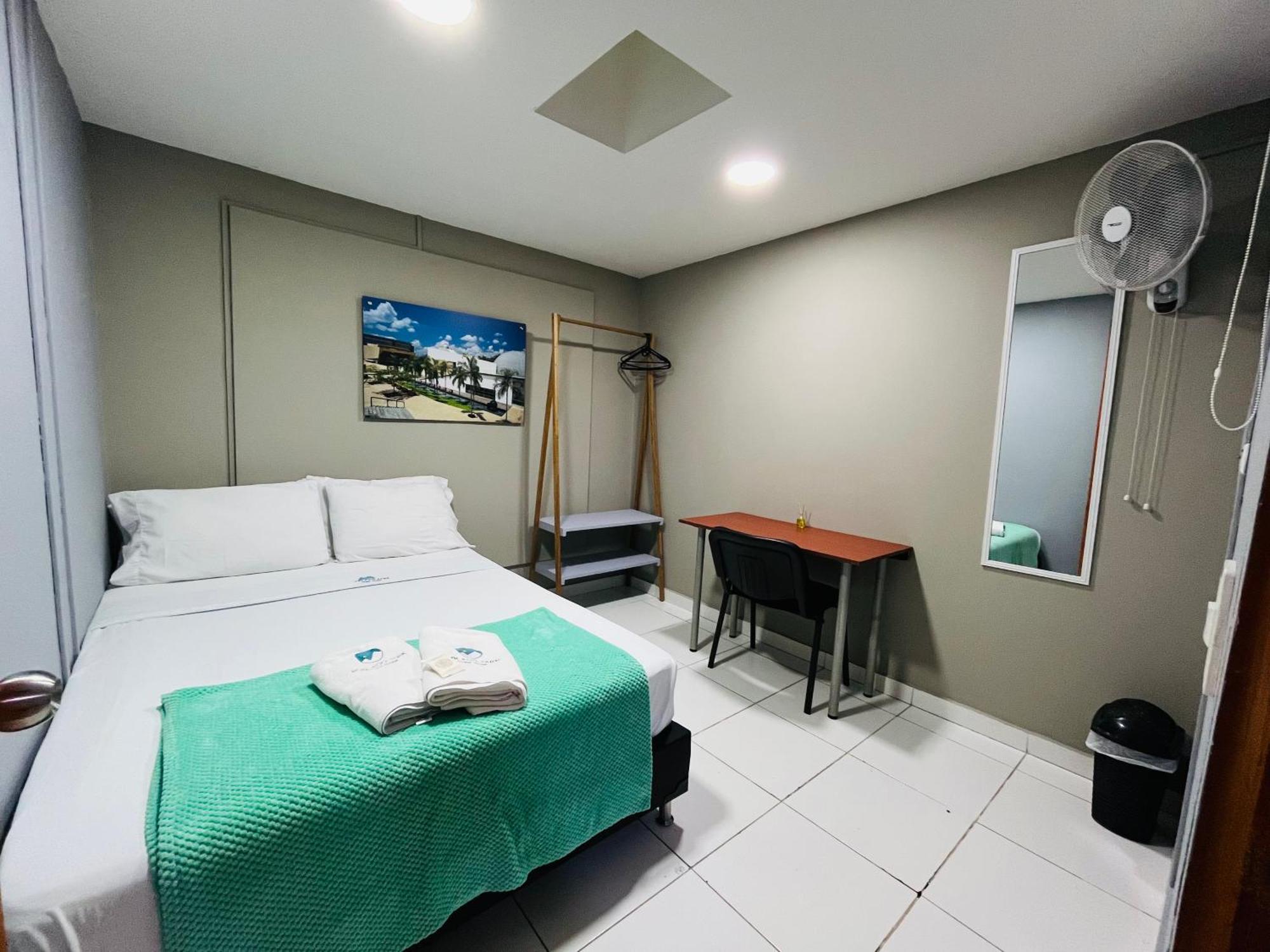 Poblado Park Guest House ميديلين المظهر الخارجي الصورة