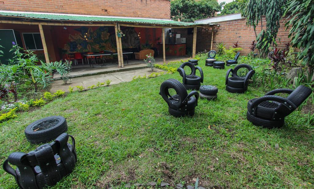Poblado Park Guest House ميديلين المظهر الخارجي الصورة