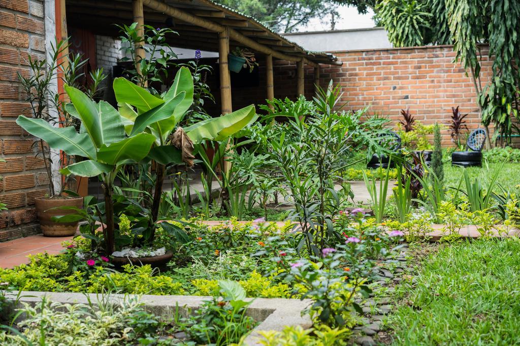 Poblado Park Guest House ميديلين المظهر الخارجي الصورة